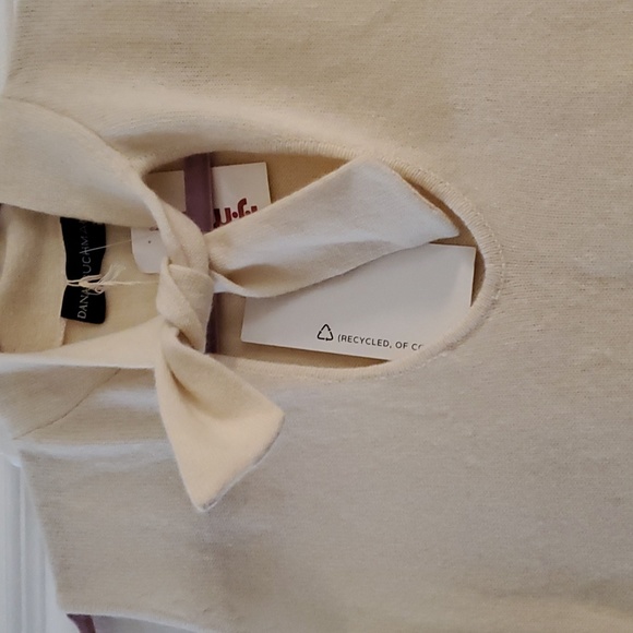 Dana Buchanan cashmere top - Picture 2 of 4